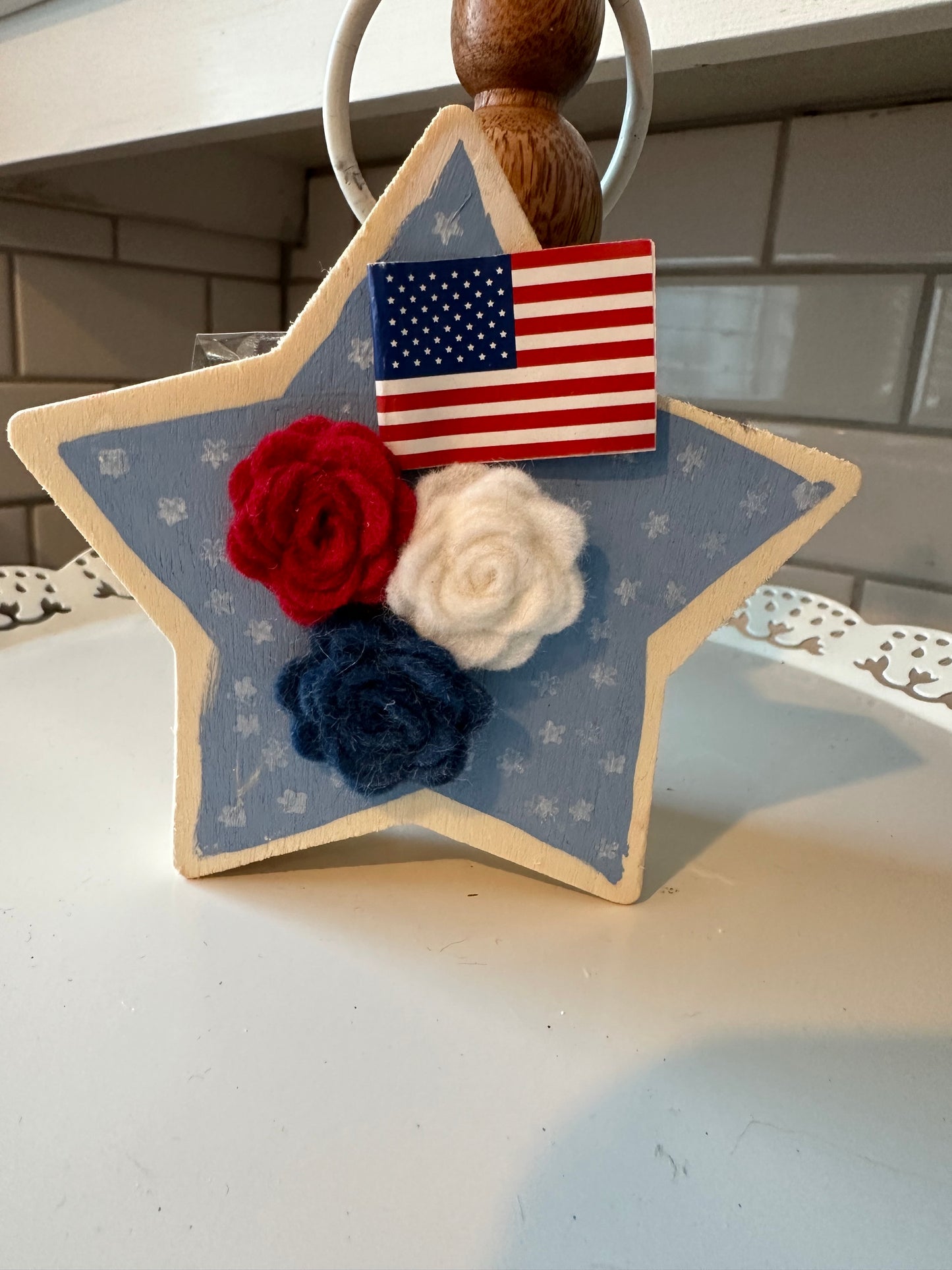 Small patriotic star